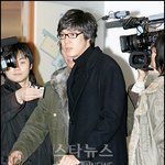故정다빈씨의 <b>빈소</b> 찾은 동료들..