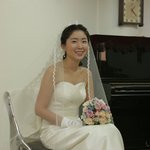 [조<b>pd</b> 결혼식 사진들] 신부 단아해보이고,이쁘네요.올빽머리가 대세;;