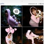 개를 등에 업는걸 즐기는 남규리?<b>분홍색</b> 옷 예뻐!
