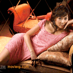 <b>쇼파</b>에 비스듬히 누운 섹시포즈..얼굴은 만둔데 허벅지는 젓가락이네~