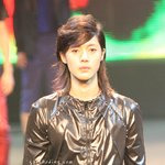 <b>이주영</b> 패션쇼 무대위의 ss501 김현중 직찍!