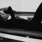 <b>st</b>.john 안젤리나 졸리 우아한 흑백 화보