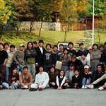 <b>사진</b> <b>속</b> 숨은 스타를 찾아라
