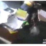 여교사를 무차별 <b>폭행</b>한 볼티모어의 남학생!