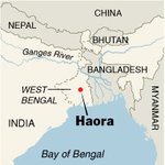 인도의 <b>주물</b>공장, 벌거벗고 일하다니..