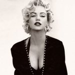 샤를리즈테론 <b>마를린</b>먼로 컨셉으로 찍은 화보