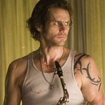 퀭한 눈에 섬뜩 문신.. 변신의 귀재 짐캐리의 신작 '<b>넘버</b>23'