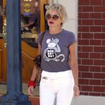 파리눈같이 생긴 선글라스 쓴 <b>샤론</b>스톤