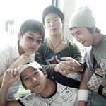 '빅뱅' 권지용, 학창시절 <b>사교성</b> 보이는 사진들 모음