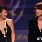시상식속 김선아, <b>시원</b>한 뒷모습.. 등빨이 !!