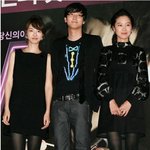 m <b>시사</b>회장의 공효진-이연희 미니스커트 맵시 대결!