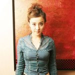 박은혜 가슴이 <b>큰</b>건지 <b>옷</b>이 작은건지..