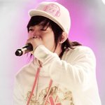 banc 모자쓴거 같은데..넘귀엽네요~<b>송백경</b>!