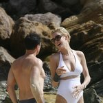 우마 서먼의 배바지 비키니?