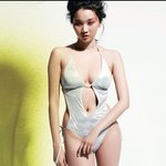 신이내린 몸매 장윤주,w <b>최신</b>화보! 특이한 화장했네~