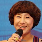 <b>행사</b> 나온 서인영, 작은 키 커버의 비밀은 역시 신상?
