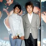 날씬해진 윤은혜 스키니진도 문제없이 <b>소화</b>~