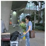 김정훈 공항 직찍, <b>이민</b> 가는 줄 알았다