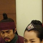 <b>얼굴</b> 정말 작아! 한지민<b>vs</b>구혜선 사진으로 비교!