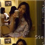 김소연, 최근 <b>청초</b>한 모습으로 커피들고 있는 셀카모음