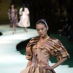 모델퀸 경지혜 ─ sfaa <b>콜렉션</b>에 서다