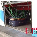 트렁크에 탑승! 대단한 <b>무임</b>승차!