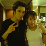 [<b>전진</b> 김동완] 호텔방에서 여자3명과 함께