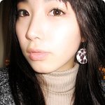 유리의 <b>동거녀</b> 최근, 100% 얼굴 변신