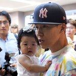 션-정혜영 부부, 딸 <b>하음</b>이와 명동 나들이