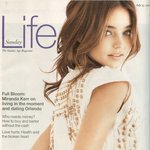 올랜도 <b>블룸</b>의 여친 미린다 커, 아찔한 각선미!