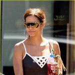 할리<b>베리</b> 남자친구와 쇼핑중