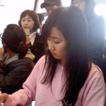 원더걸스 예은~학교에서 <b>사인</b>해주는 모습 직찍