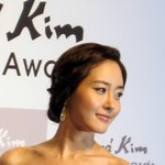 <b>앙드레</b>김 베스트 어워즈의 성유리! 진정 새하얀 눈의 여왕