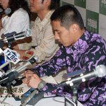 [원빈] <b>취재</b>中 많이 지루했던거지....이해함.. 말도 못알아듣고...