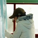 투표하러 온 스타들(문근영,슈주 규현, <b>양은지</b>, 송일국, 박진영부부)