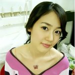 <b>목덜미</b>가 사슴같은 성유리 직찍, 피부가 정말 끝나네..