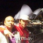 비, 아버지와 시드니 오페라하우스를 배경으로 직찍!!