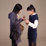 이정현 화보, 살 쪘다는데 다리는 ... <b>완전</b> 젓가락이야