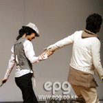이동욱팬<b>미팅</b>때 이다해와 함께 완전다정하심