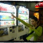 살짝 4<b>차원</b> 아이비, 자판기 앞에서 뭐해?