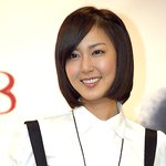 레이싱 모델 김시향 옆의 슈,  <b>아동복</b> 모델 느낌?