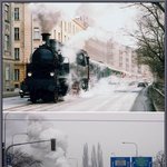 도시를 질주하는 체코의 <b>증기</b> 기관차