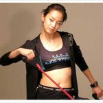 김태희한테 안어울렸던 옷 <b>전지현</b>에겐 어울리네요