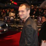 <b>주드</b> 로, 대머리 되는거야? 머리가 m자머리