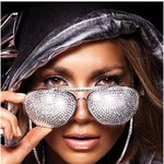 제니퍼 로페즈의 <b>새앨범</b> 사진, 그 선글라스의 정체는...?