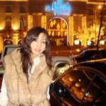 황신혜, 볼은 부<b>어가</b>도 기럭지는 여전