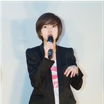 무대인사 중 머리 날리는 임수정, 대박 청순!!