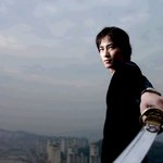 홍길동으로 낙점된 강지환의 진검들고 있는 사진