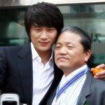 <b>지성</b>, 아버지 퇴임식에 다녀왔네!