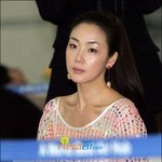 최지우, <b>제작</b>발표회에서,, 보라색 스타킹의 귀여운 원피스~!